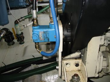 QSM11 PTO Steering Pump